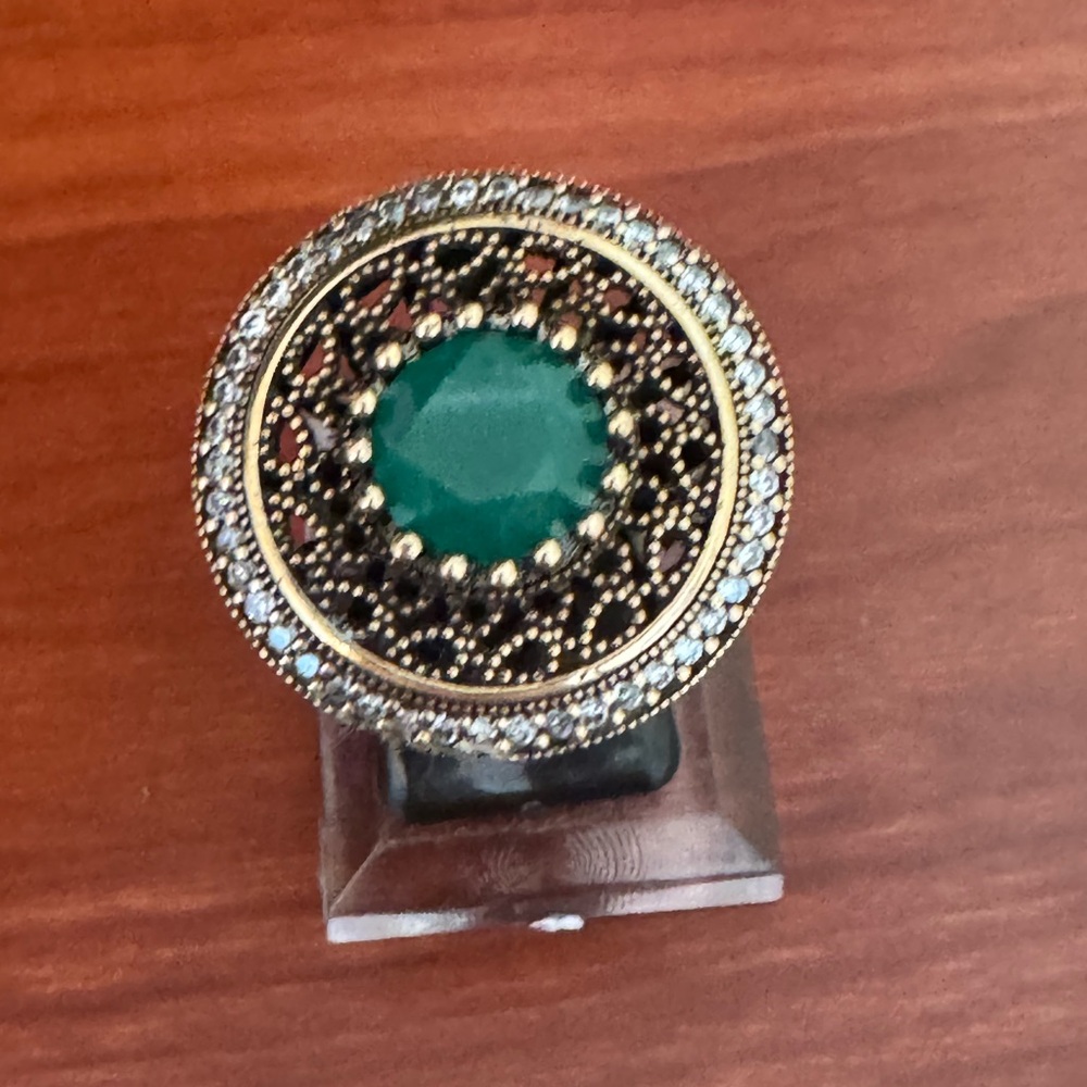 Elegant Green and Gold Statement Ring